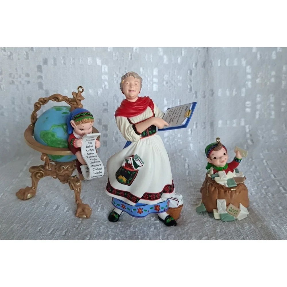 Hallmark Keepsake Ornament Collector's Club  